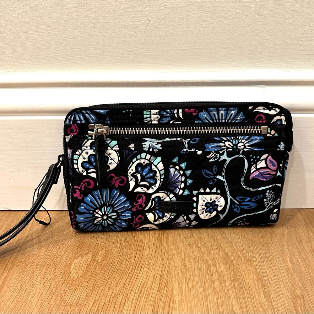 Vera Bradley Floral Black Wristlet wallet